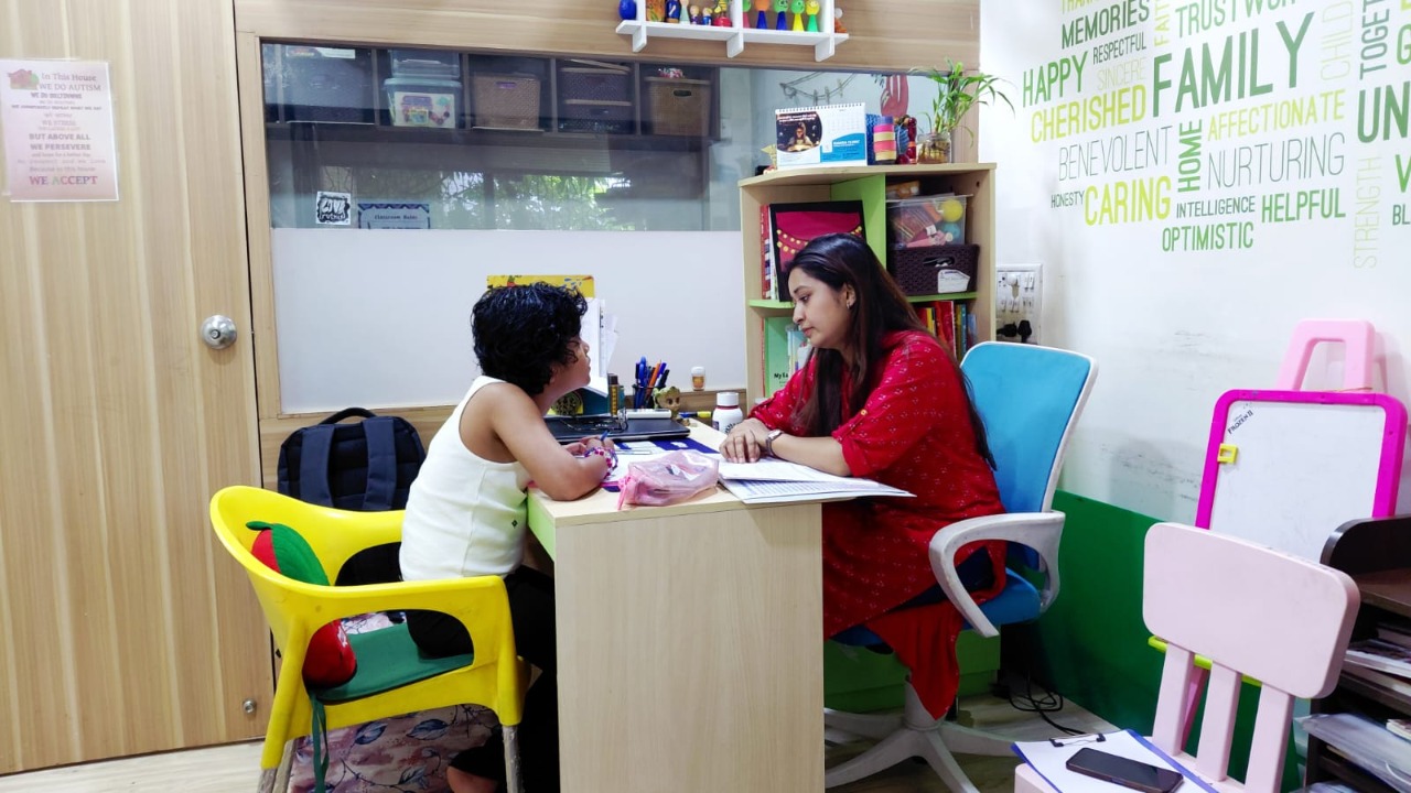 Child-friendly psychiatric assessment with Dr. Vidya Ganapathy at Mansa Clinic